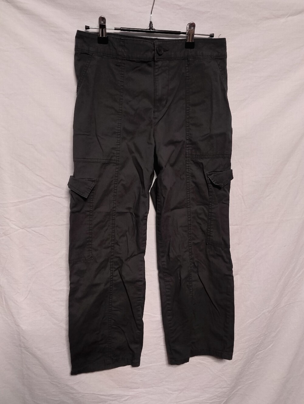 Social Standard by sanctuary Grey Women's Cargo Pants Size Small